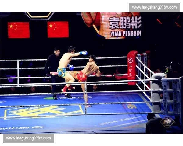 袁鹏杰晋级 Glory-RISE 合办赛事决赛！中日拳王终极对决剑指复仇